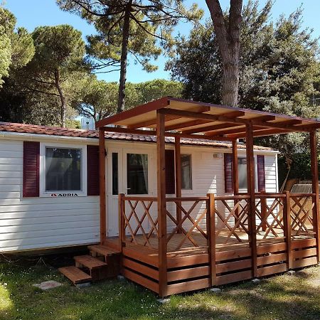Victoria Mobilehome In Camping Mare E Pineta Lido di Spina Eksteriør billede