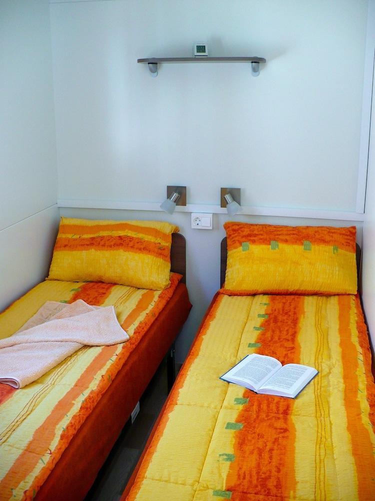 Victoria Mobilehome In Camping Mare E Pineta Lido di Spina Eksteriør billede