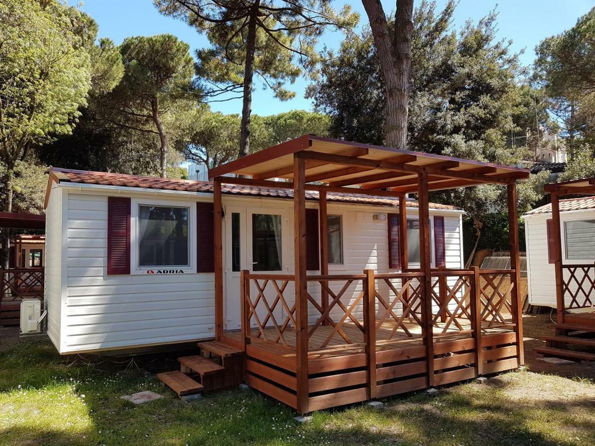 Victoria Mobilehome In Camping Mare E Pineta Lido di Spina Eksteriør billede